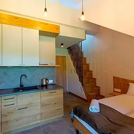 Lejlighedshotel Pod Stokiem Z Sauna I Jacuzzi - Szczyrkapartamenty Szczyrk