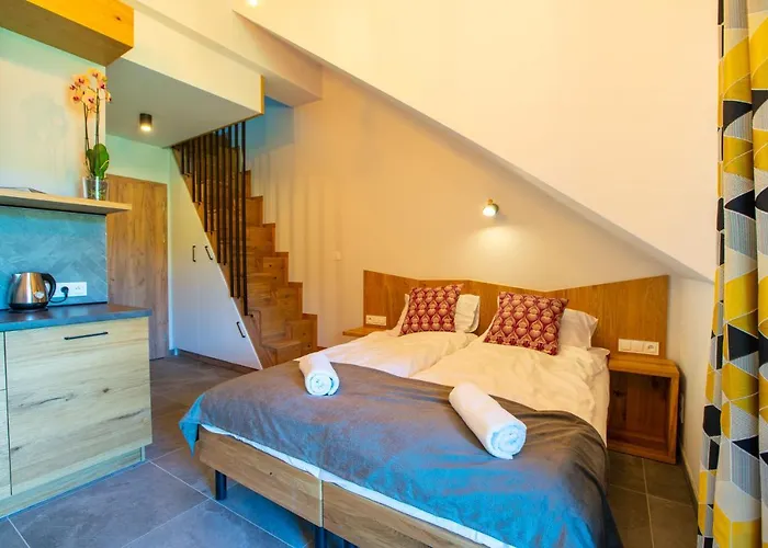 Pod Stokiem Z Sauna I Jacuzzi - Szczyrkapartamenty Lägenhetshotell Szczyrk